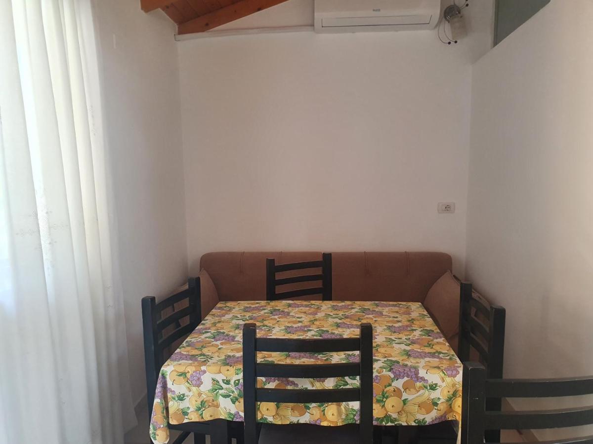 Vila Green Relax Vlorë Екстериор снимка