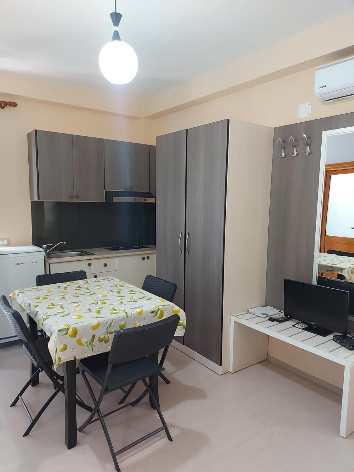 Vila Green Relax Vlorë Екстериор снимка