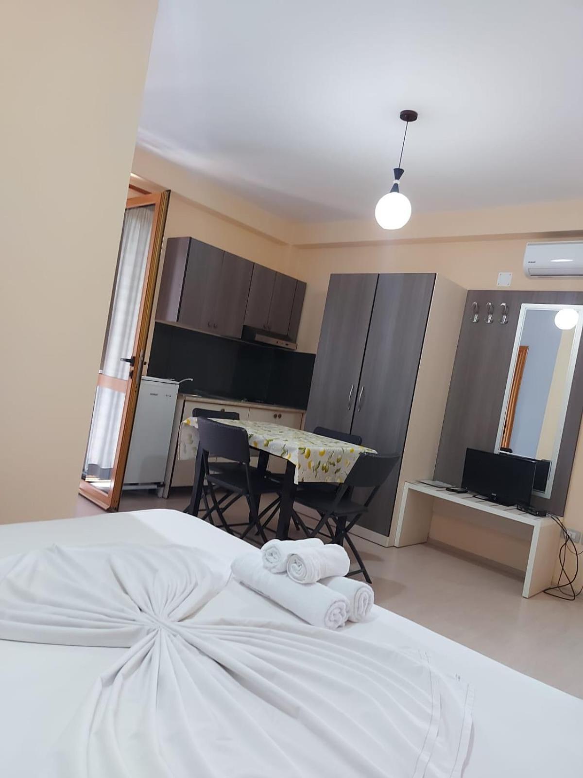 Vila Green Relax Vlorë Екстериор снимка