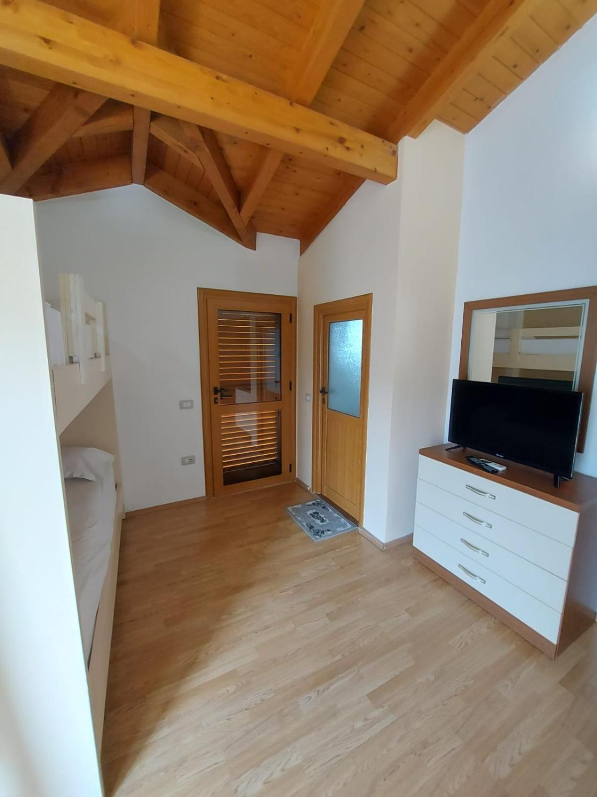 Vila Green Relax Vlorë Екстериор снимка