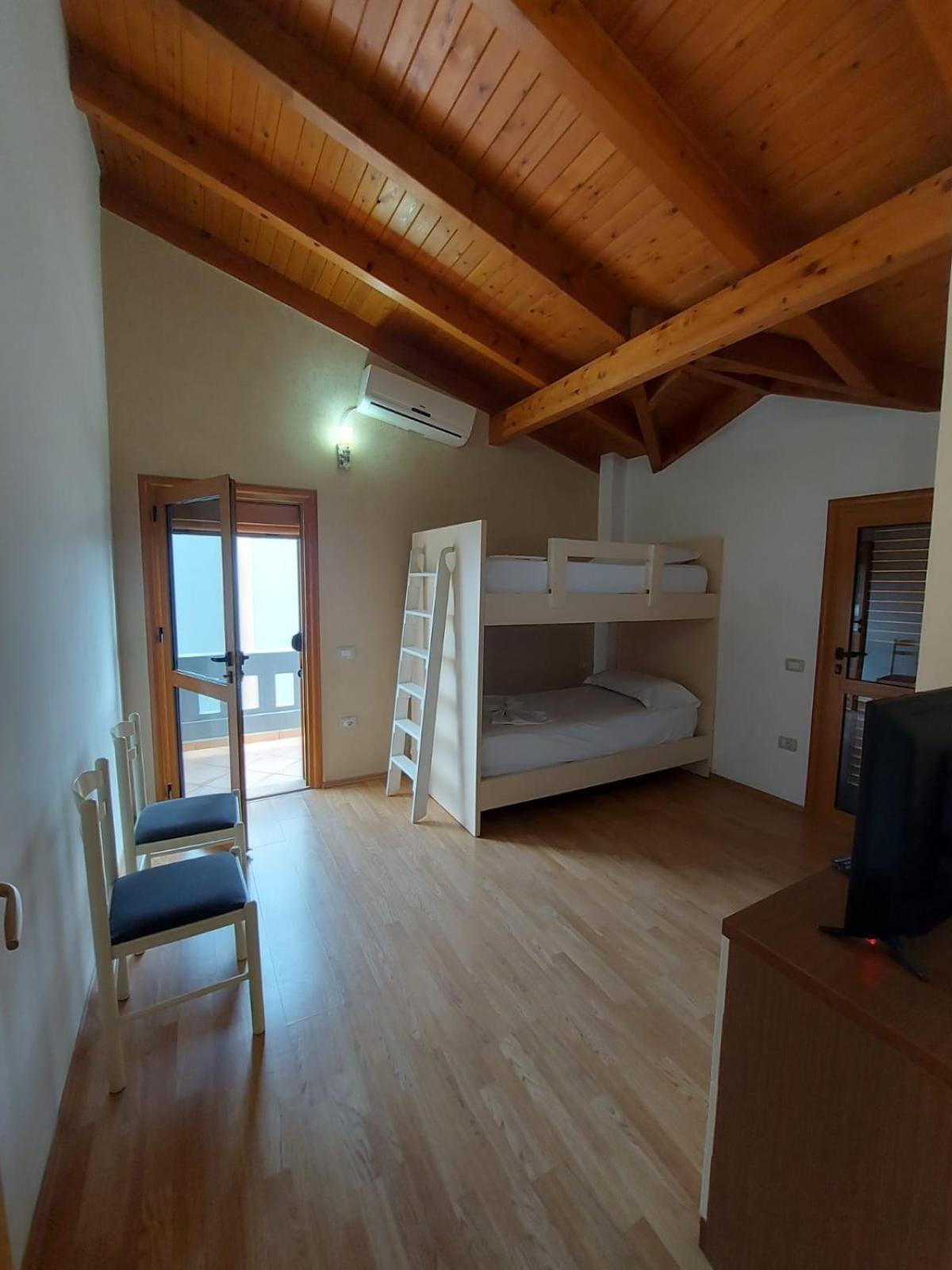 Vila Green Relax Vlorë Екстериор снимка
