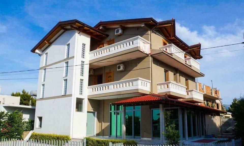 Vila Green Relax Vlorë Екстериор снимка